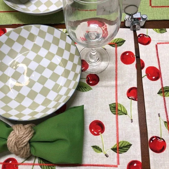 PLACEMATS - Picture 10 of 16